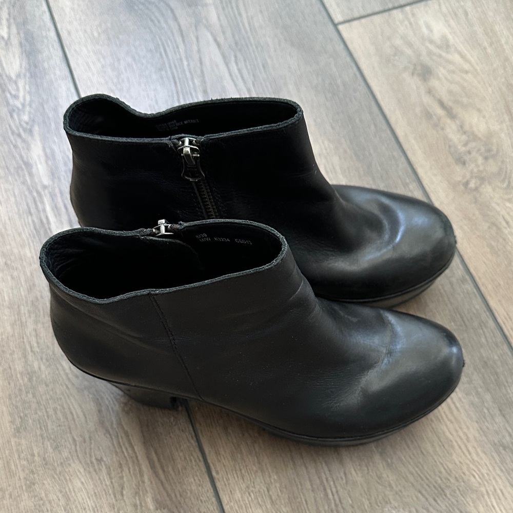 Black Platform Leather Ankle Boots - Picture 2 of 6